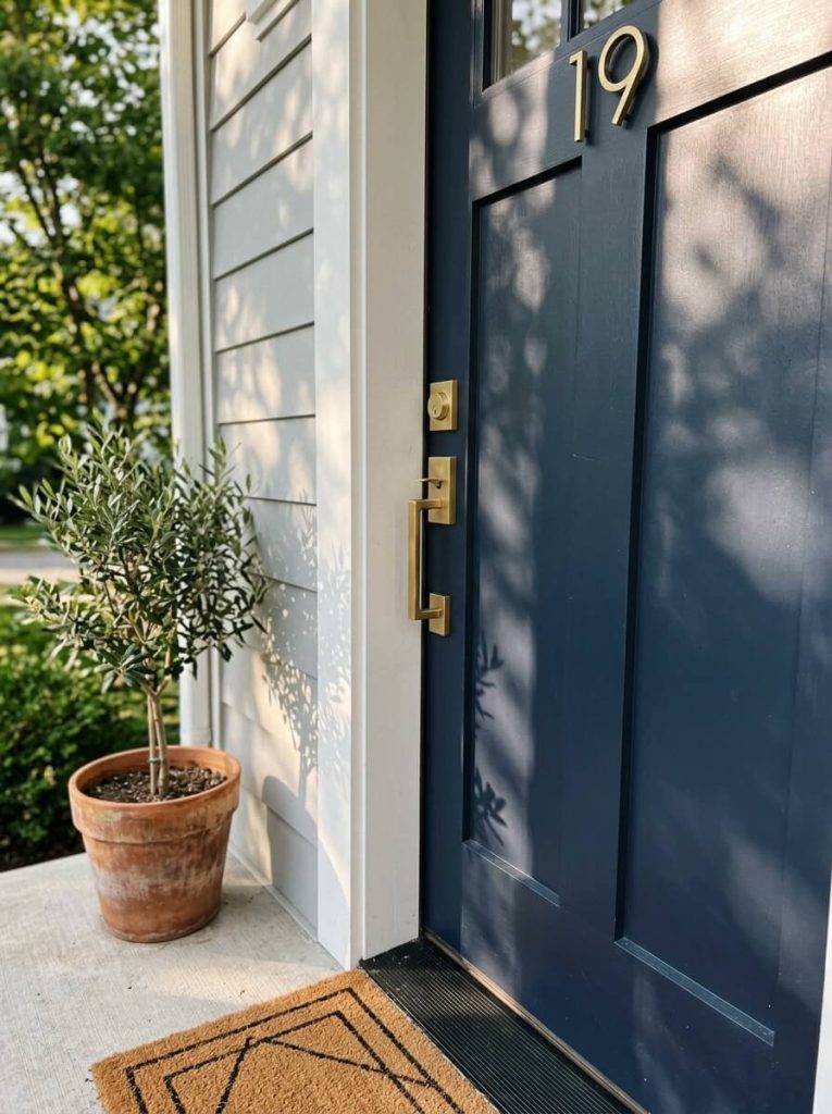20 Easy Front Porch Decorating Ideas to Try in Summer 2026