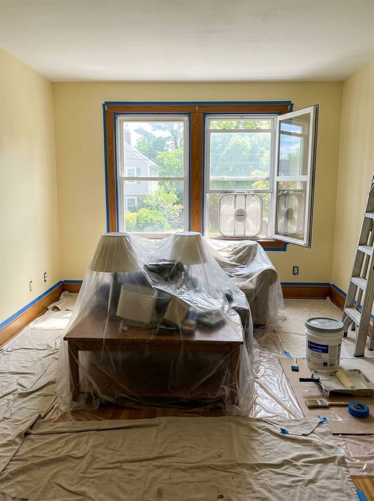 10 Low-Odor, Easy-Apply Paint Finishes for Homeowners with Limited Mobility